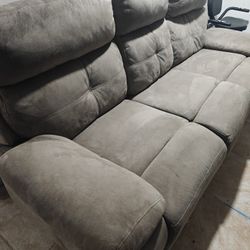 Reclining Sofa 