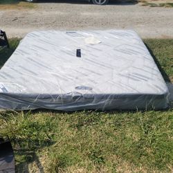 King  Mattress Pillow Top 