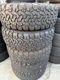 245/65r17 Bfgoodrich ko2 tires en excelentes condiciones de Vida las 4