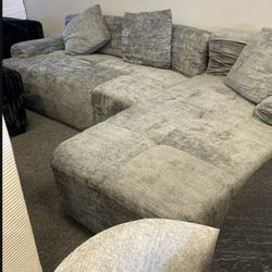 Boneless Modular Sectional Dark Gray 104”x67” Right Facing Chaise No Assembly Required Boxed Easy To Transport $599