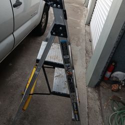 Gorilla 4 Ft Ladder $45 Good Cond..