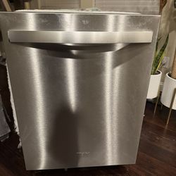 Whirlpool Dishwasher 