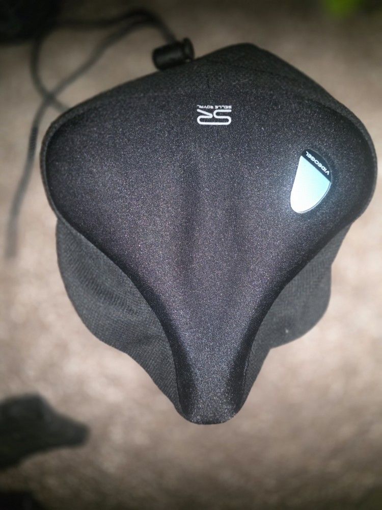Small bike seat cover