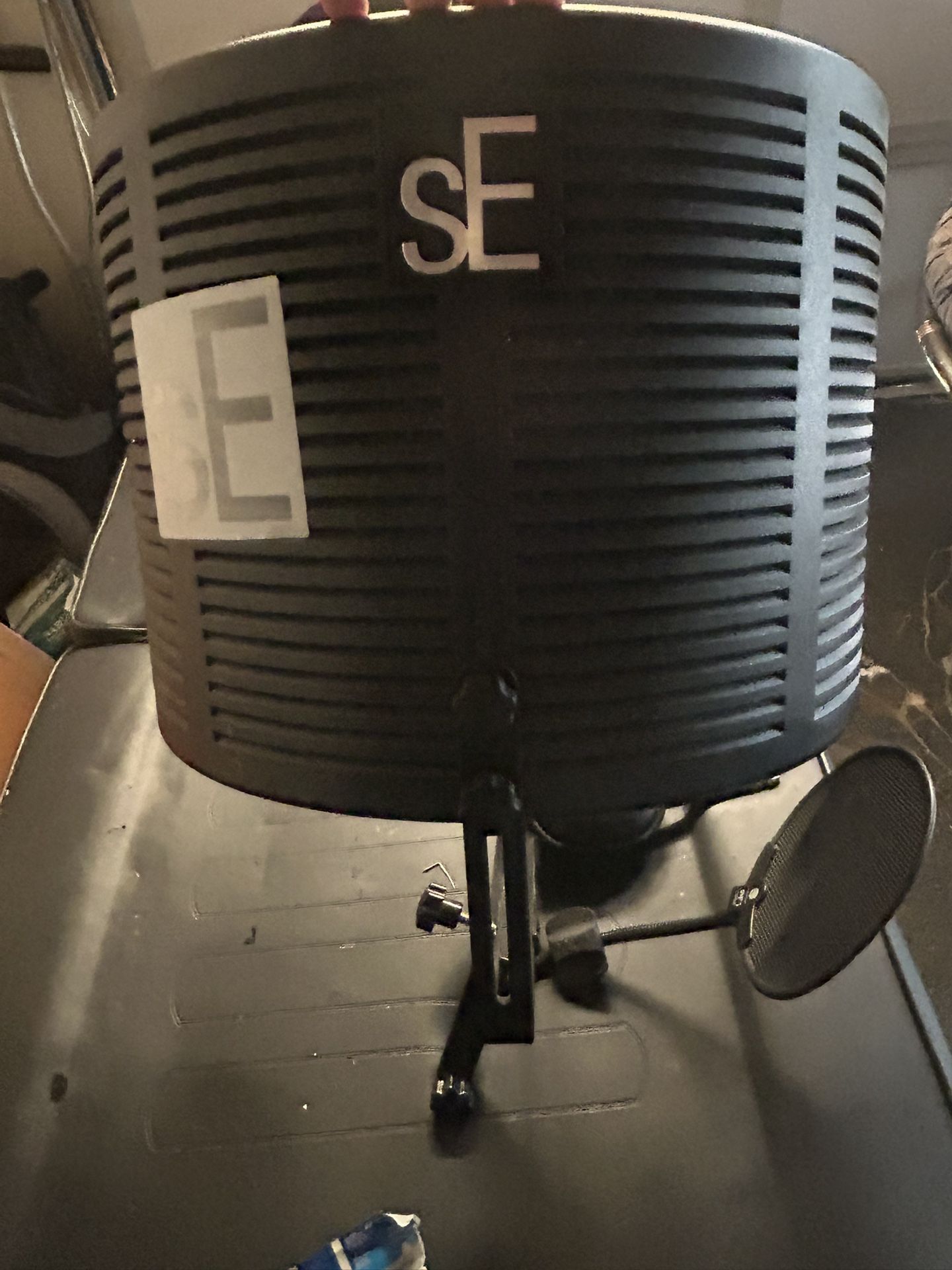 sE Electronics RF-X Reflexion Filter & Proline PPF501 Professional Steel Mesh Pop Filter (2)