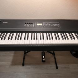 Yamaha KX8 Controller