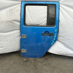 2016 Jeep Wrangler Left Rear Door