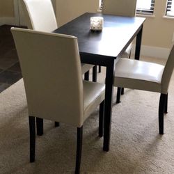 Dining Table w/ 4 Chairs 