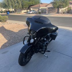 2019 Harley Davidson Street Glide Motorcycle 