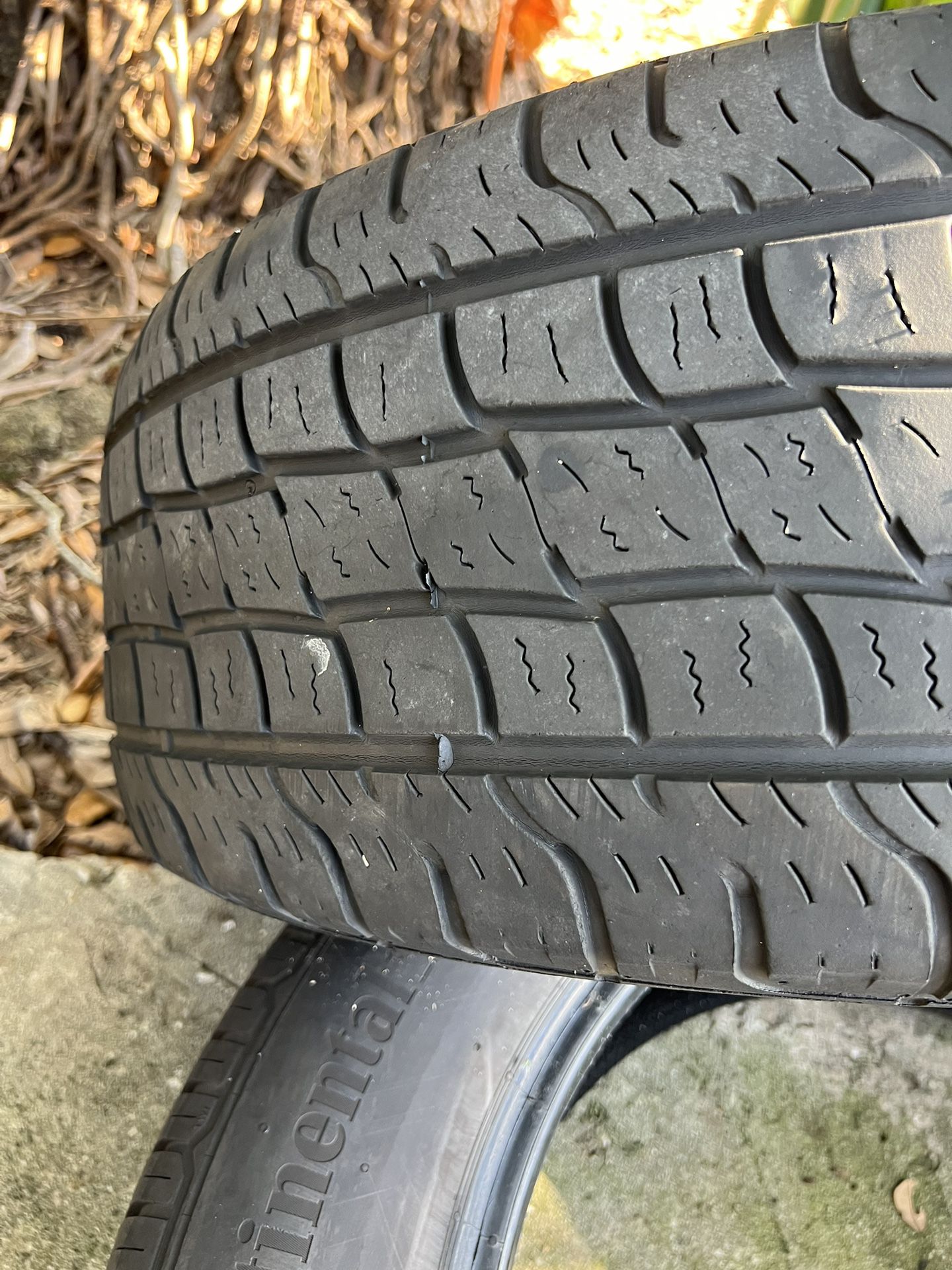 2 Tires 235/60/18 Tires Continental $80 