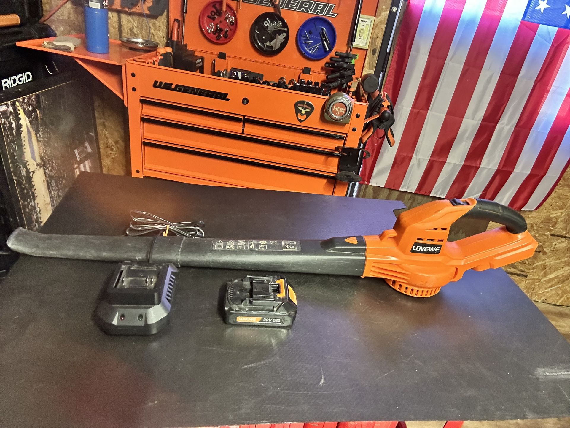 Blower cordless leaf blower