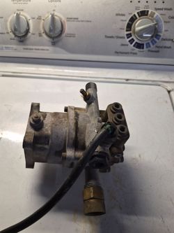 Pressure washer pump