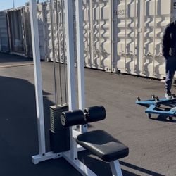 Lat pull Down Machine $400