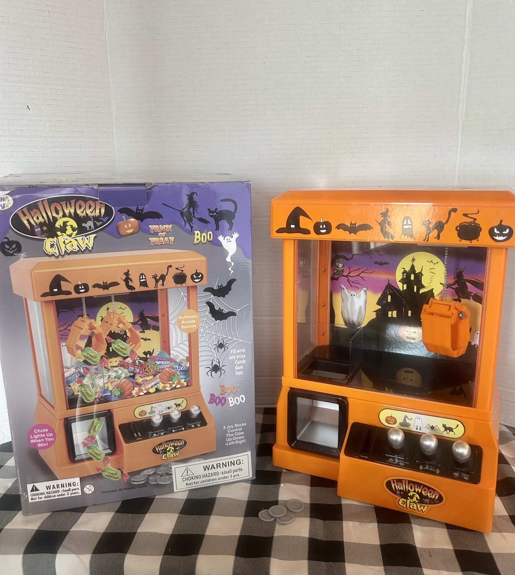 Halloween Claw Arcade with Light and Sound