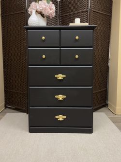 Real Wood 5 Drawer Dresser