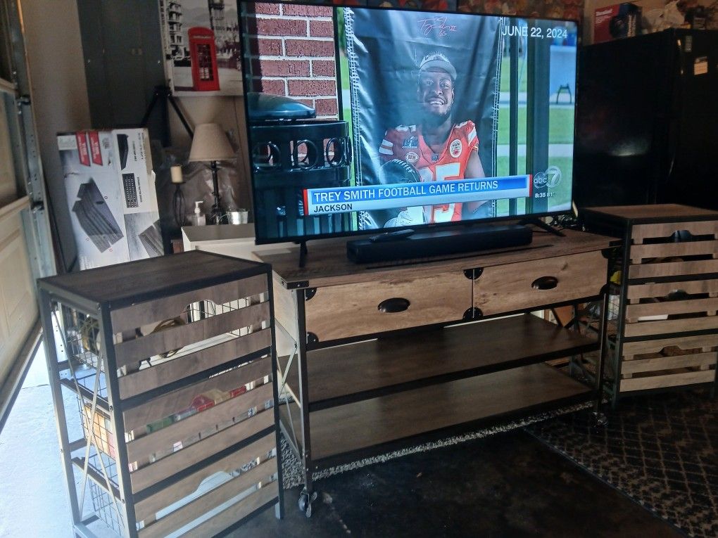 Tv Stand 2 Side Tables And 55in Hisense Tv And Sound Bar Bundle