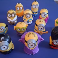 2015 McDonald's Happy Meal MINION MOVIE FIGURES
