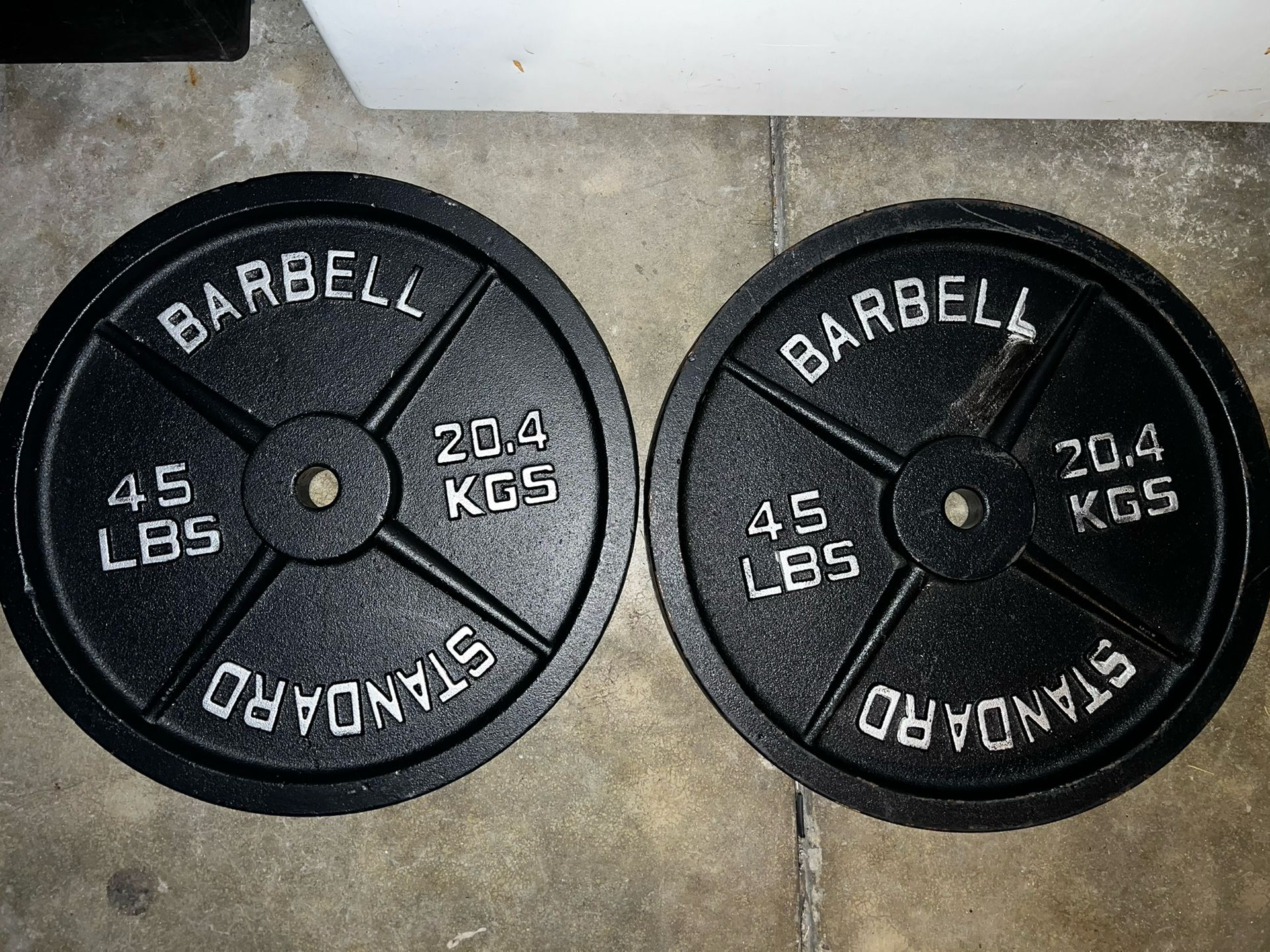 Pair 45 Pound Plate Standard