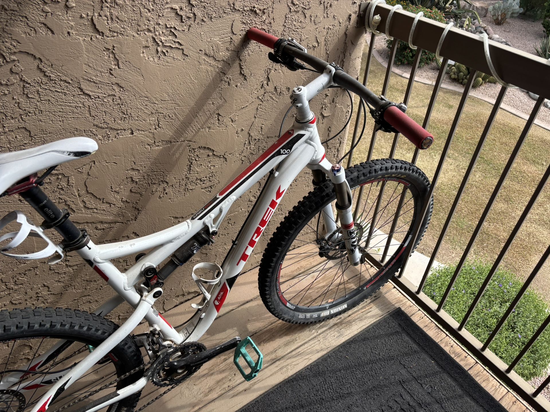 Trek Superfly 100 Elite MTN BIKE. Men’s 29”