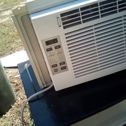 Window Air Conditioner 