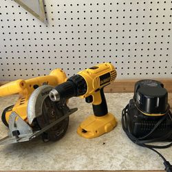DeWalt Drill & battery. Skill saw.