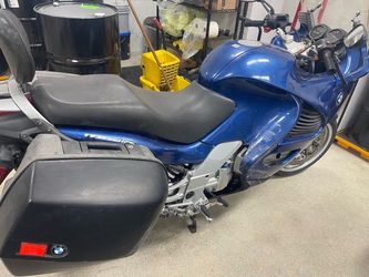 2003 BMW