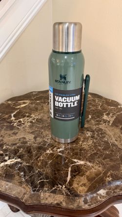 Stanley 1.5 qt. Classic Ultra Vacuum Bottle Drink Work School Camping