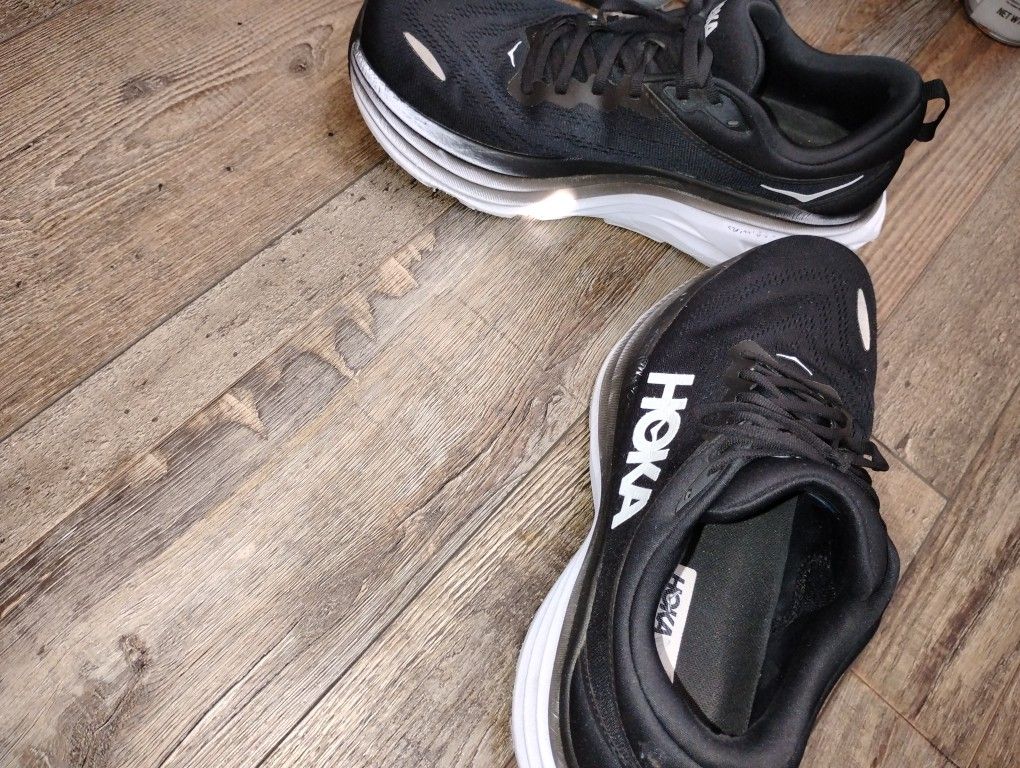 Hoka  Sneakers