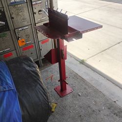 Tool Caddy With Air Connection For Air Impact 