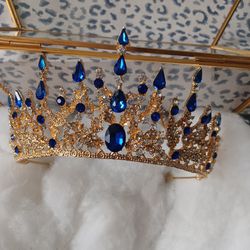 Beautiful Crown 