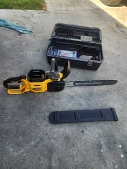 DEWALT
FLEXVOLT 60-Volt MAX 20 in. Brushless Cordless Battery Powered Chainsaw (Tool Only)