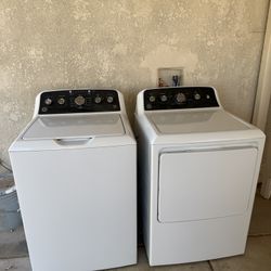 Matching Washing And Dryer Set Ge 