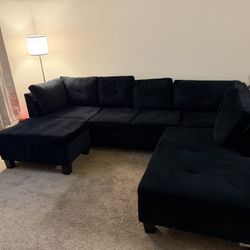 Sectional With Ottoman Storage 