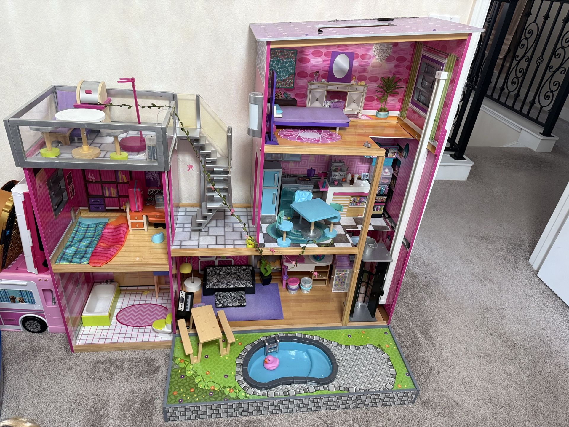 KidKraft Uptown Wooden Dollhouse
