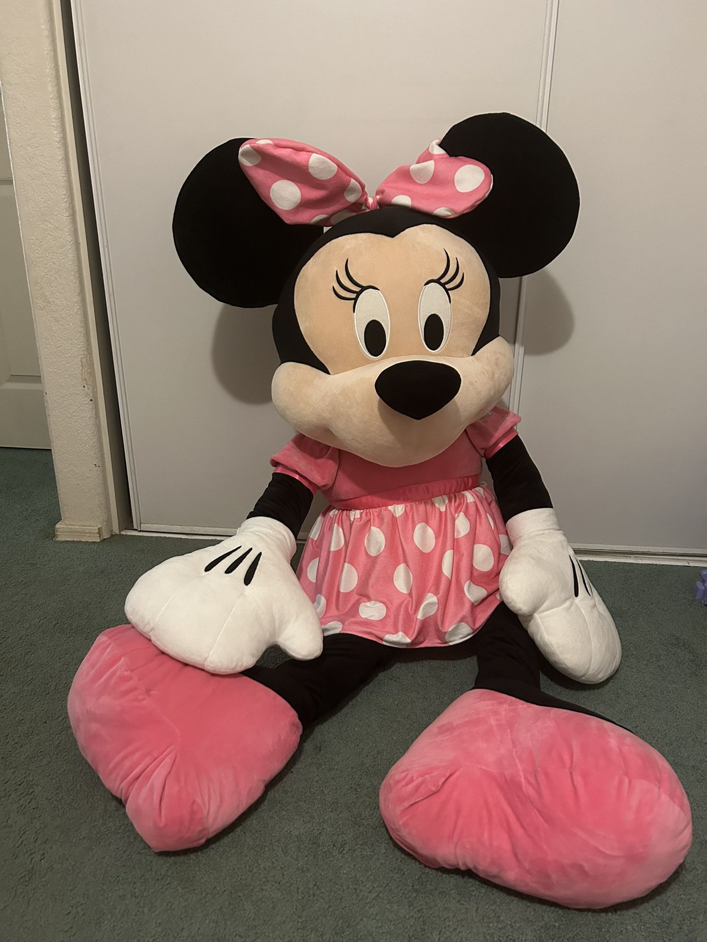 63” Jumbo Minnie Mouse Plush