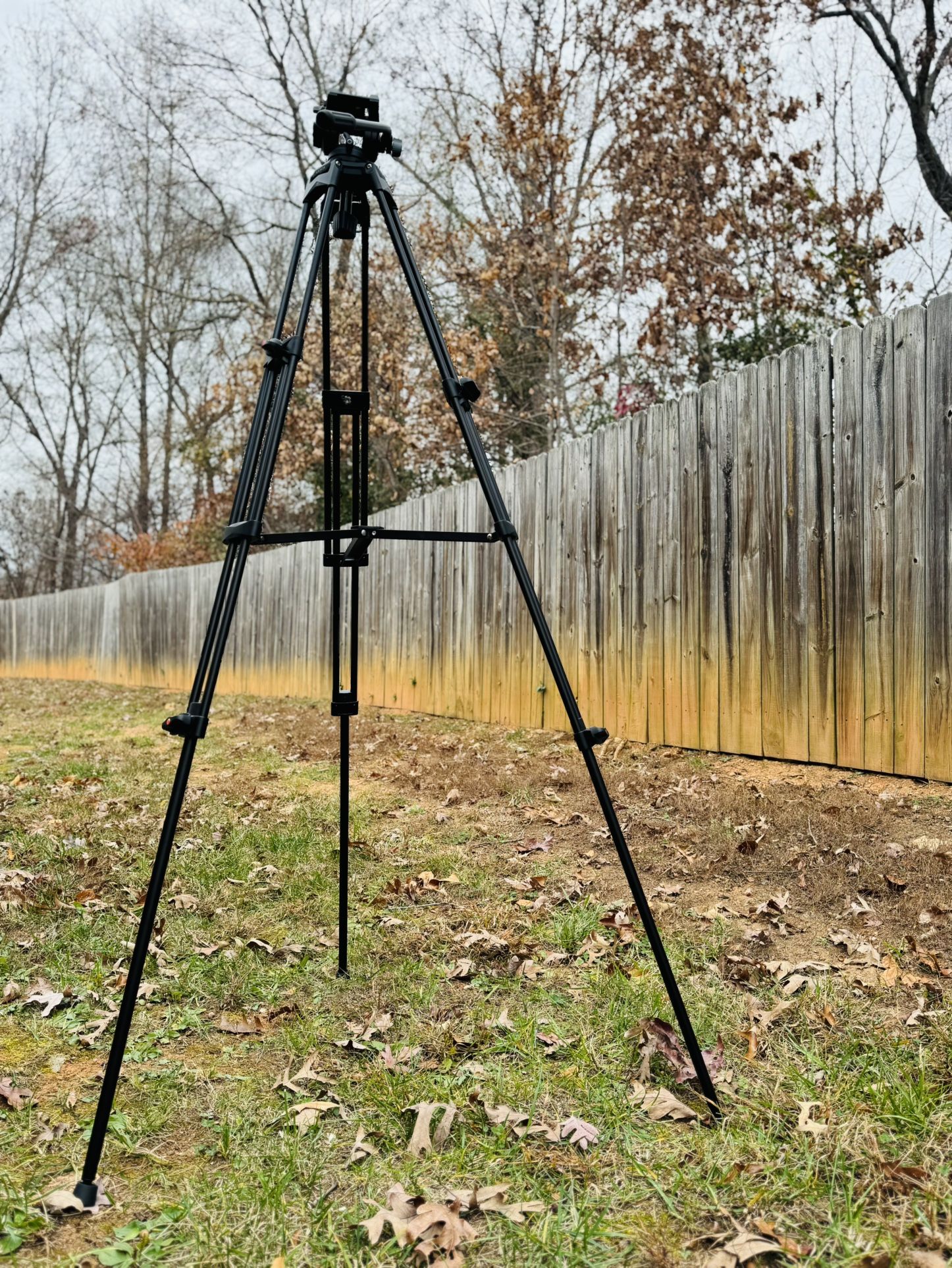 Coman FF16LS Heavy-Duty Aluminum Video Tripod w/ Fluid Head — 73”, Like New (Used Once) 