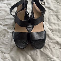 Used ALDO black Wedges