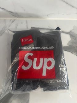 Supreme x Hanes Cushion Crew Socks 4-Pack