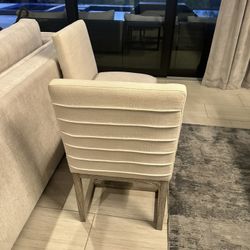 6 Dinings Room Chairs