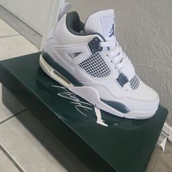 Sneakers 👟 7/8/8.5/9.5/10/11