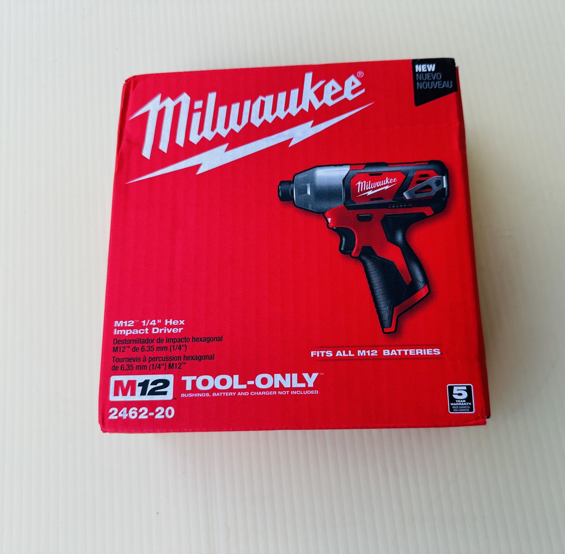 Milwaukee 2462-20 M12 12-Volt 1/4 inch Hex Impact Driver ( TOOL ONLY )