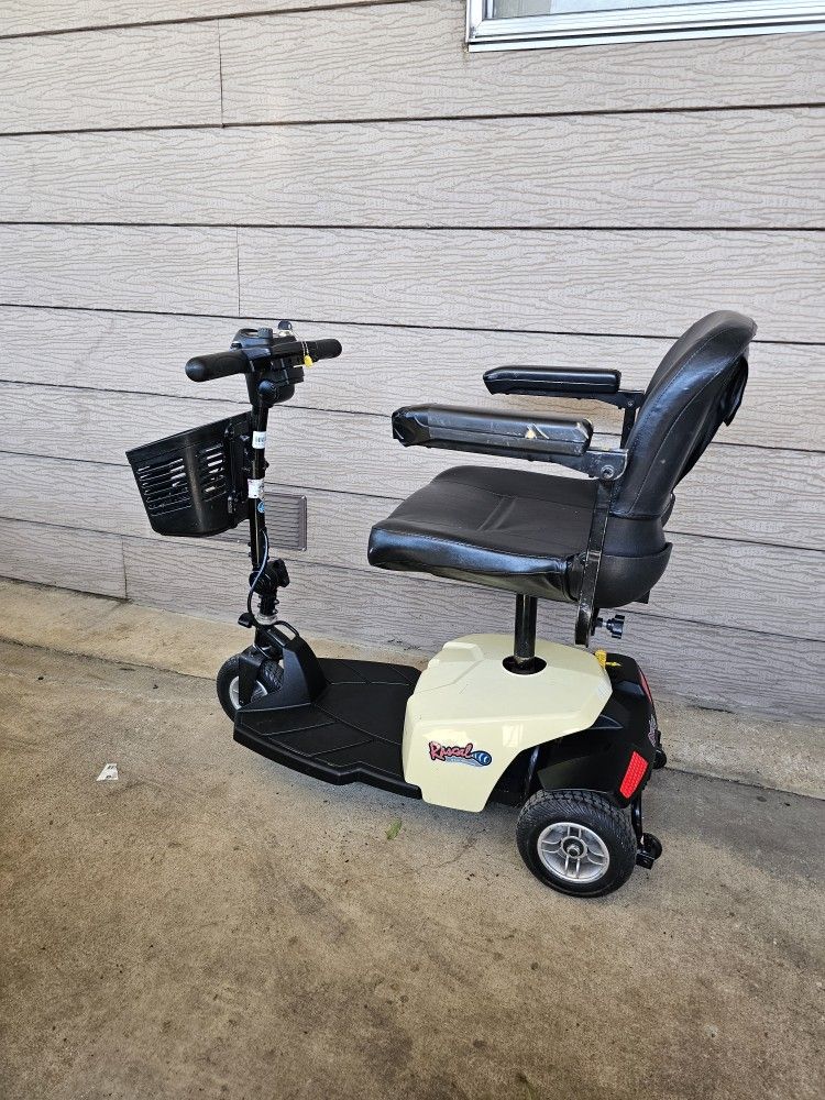 Rascal 8 3 Wheel Mobility Scooter