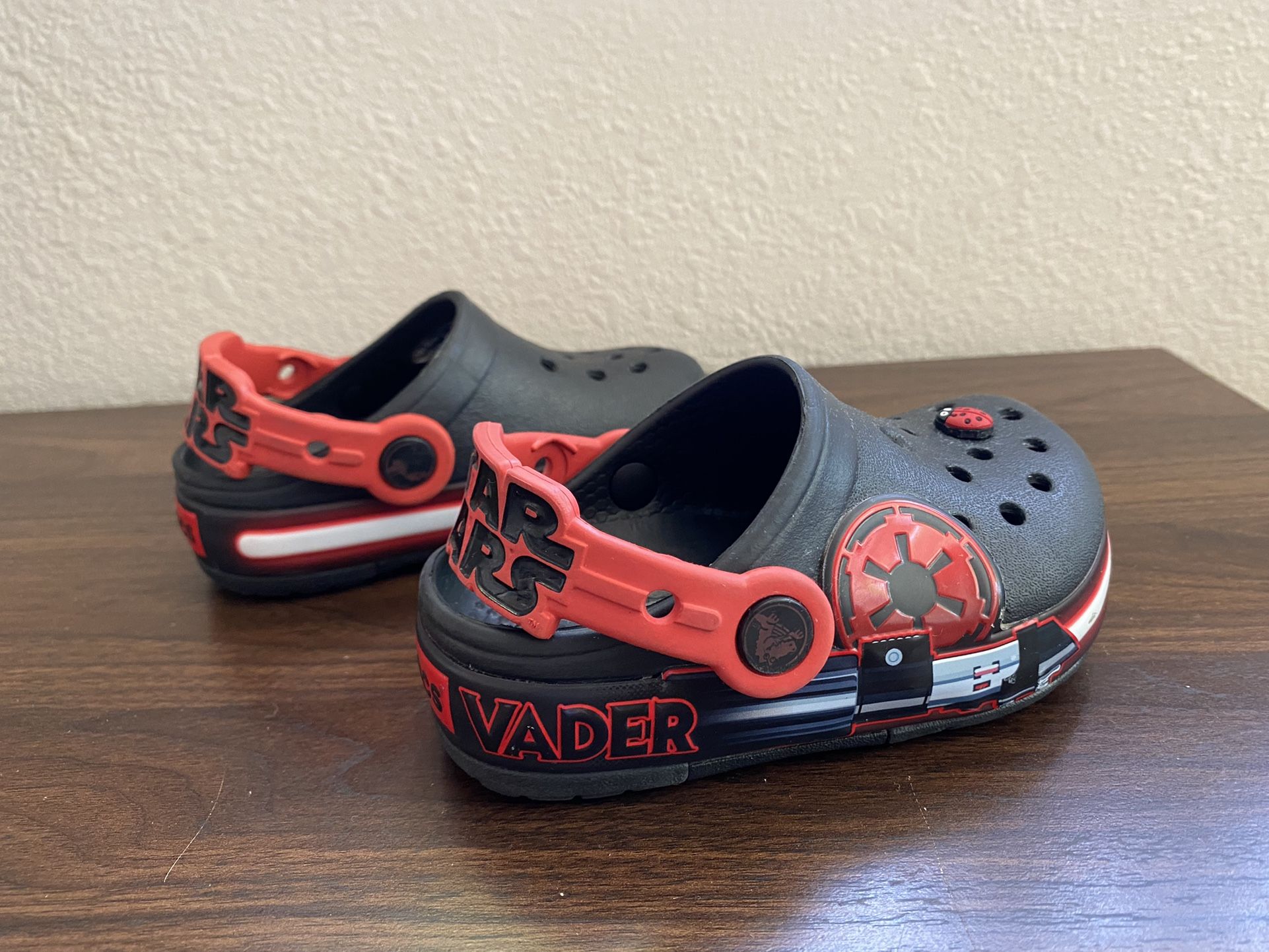 Crocs Kids’ Star Wars Clog | Light Up Shoes