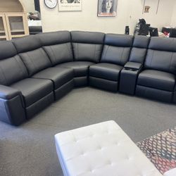 New Power Reclining Sectional. Black Leather Match. 93x105x41H. Free Delivery!