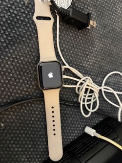 Apple Watch SE (2nd Gen)
