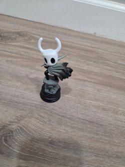 Hollow Knight Figure