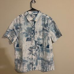 American Eagle Button-Up