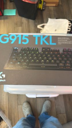 Logitech G915 TKL wireless keyboard