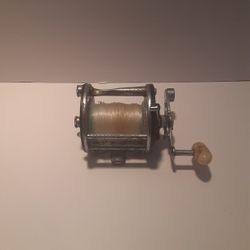 Penn Leveline 350 Reel