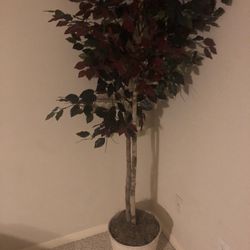 Tall Plastic Potted Plant/ Fake Plant / Home Decor