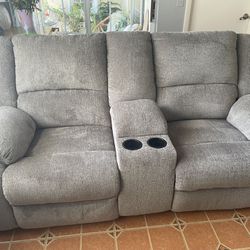 Reclining Loveseat - Sofa - Couch